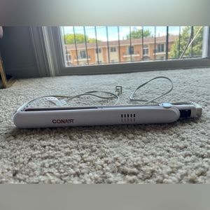 Conair Hair Straightener